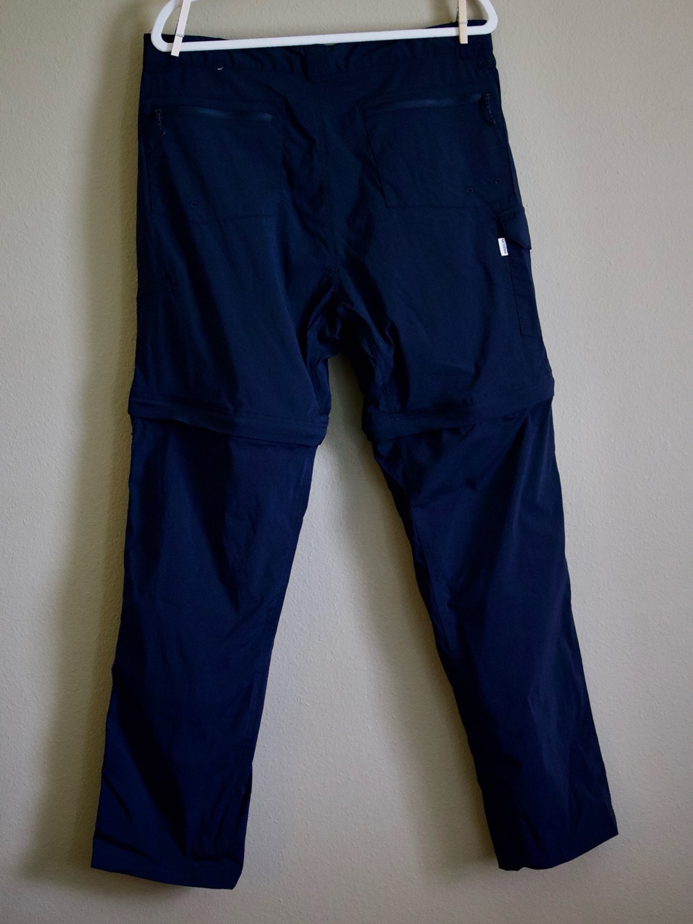 Magellan Outdoors Mens Convertible Zip-Off Hiking Pants Size Large Cargo Fishing